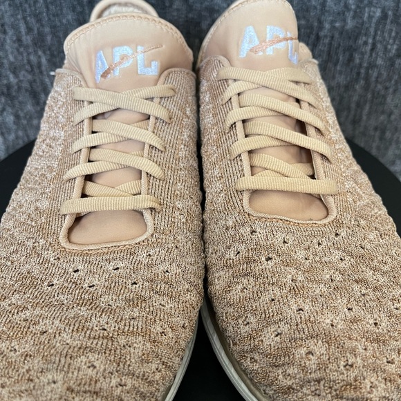 Women’s APL TechLoom Phantom Size 10 - Picture 10 of 14